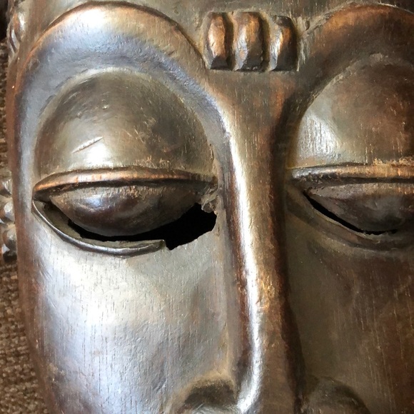 EARLY ANTIQUE HAND CARVED AFRICAN TRIBAL MASK